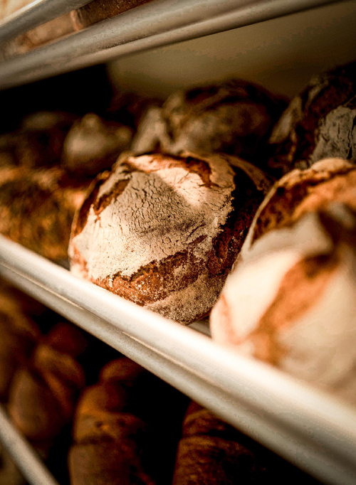 Auch frisch gebackenes Brot hat Jana Dietrich an Bord.