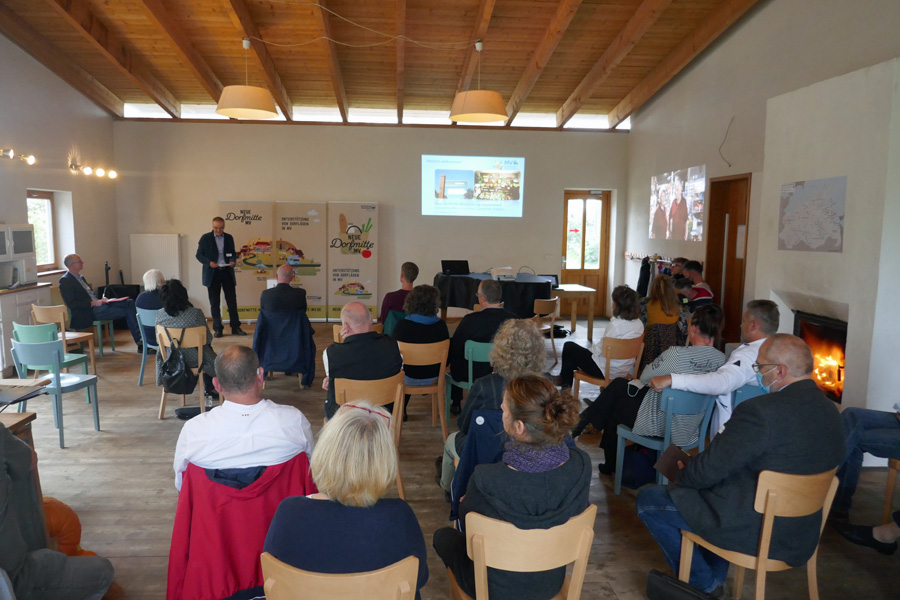 Netzwerktreffen Lüchow - Präsentation Foto: EM Netzwerktreffen Lüchow - Präsentation